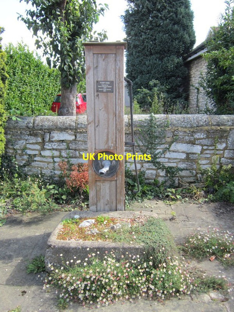 Photo 6"x4" The village pump, Saxton Saxton c2013