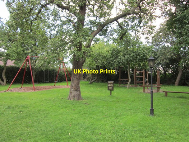Photo 6"x4" The beer garden at the Tankard Inn Rufforth c2013