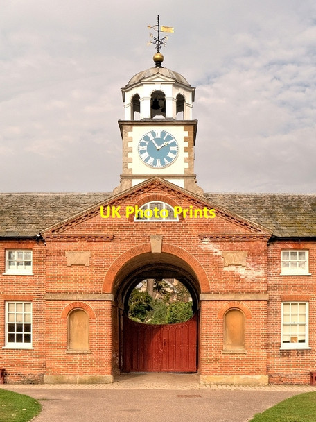 Photo 6"x4" Stable Block, Clumber Park Carburton c2013