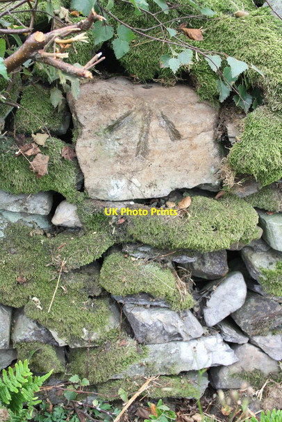 Photo 6"x4" Benchmark on stone in roadside wall of Howgill Lane Howgill\/SD6396 c2013