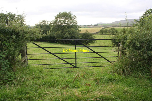 Photo 6"x4" Gateway on west side of Howgill Lane near Ellerbeck Beck Howgill\/SD6396 c2013