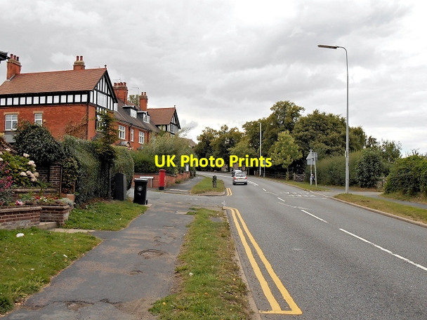 Photo 6"x4" Grantham, Barrowby Road (A52) Grantham c2013
