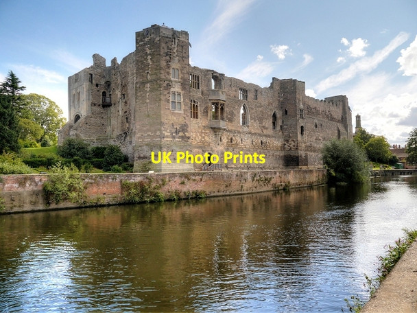 Photo 6"x4" Newark Castle and River Trent Newark-on-Trent c2013
