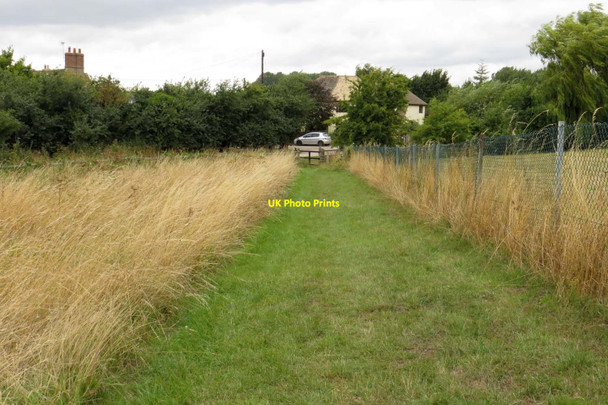 Photo 6"x4" The footpath down to Lower Whitley Farm Filchampstead c2013
