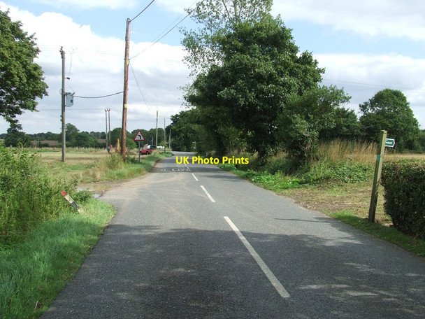 Photo 6"x4" Road and footpath sign Chippenhall Green c2013