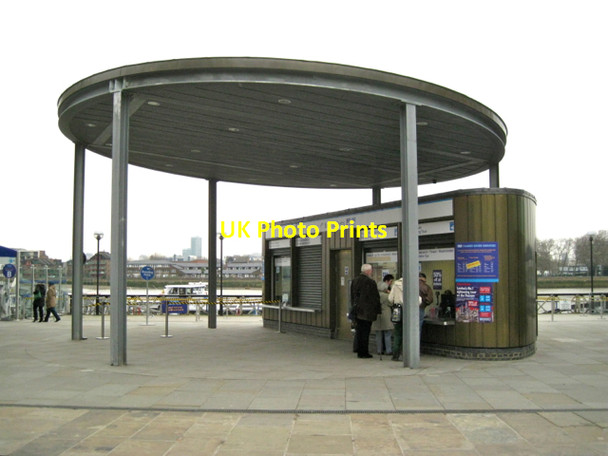 Photo 6"x4" Ticket office for River Thames boat trips, Greenwich Pier Greenwich\/TQ3977 c2013