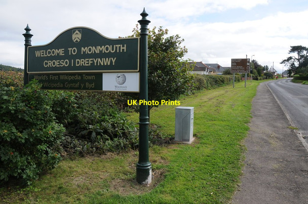 Photo 6"x4" Welcome to Monmouth\/Croeso i Drefynwy Monmouth\/Trefynwy c2013