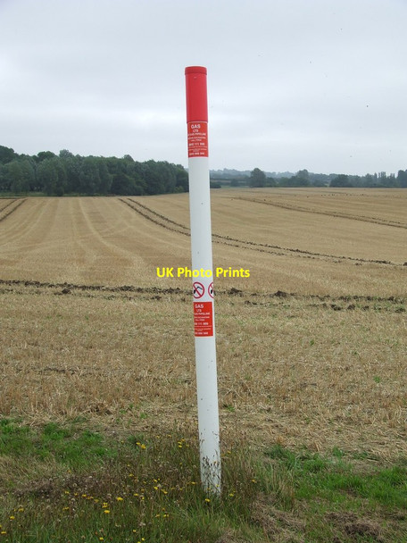 Photo 6"x4" Gas Line Marker Kettleburgh c2013