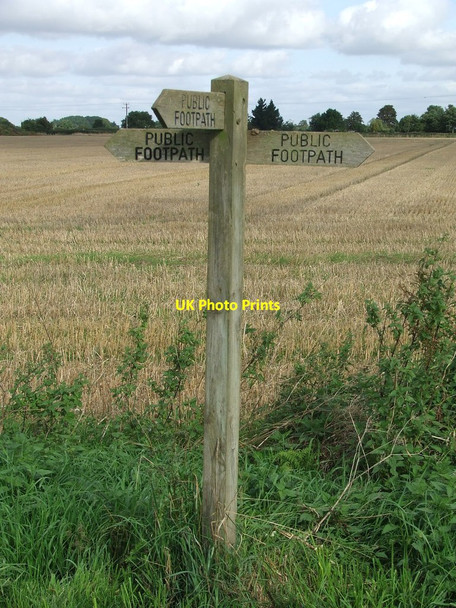 Photo 6"x4" Footpath Junction Sign Chelmondiston c2013