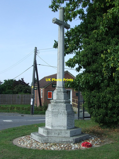 Photo 6"x4" Bentley War Memorial Potash c2013