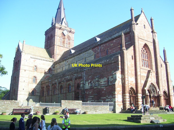 Photo 6"x4" St. Magnus Cathedral in Kirkwall Kirkwall c2009