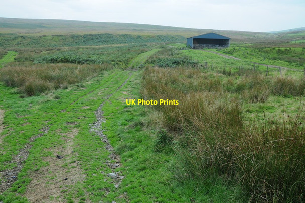 Photo 6"x4" Barn near Nant y Llyn Mawr Maesypandy c2013