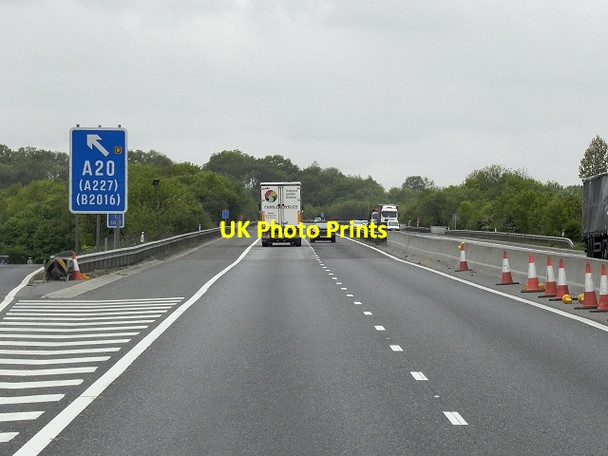 Photo 6"x4" Westbound M26 Passing Junction 2A Wrotham Heath c2013