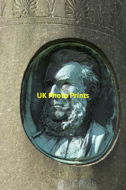 Photo 6"x4" Memorial to John Stark: portrait detail Erskine c2013