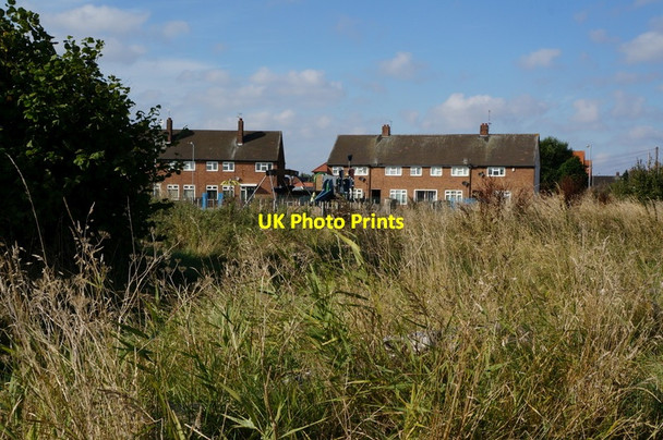 Photo 6"x4" Houses on Saltford Avenue, Geartfield Estate, Hull Salt End c2013