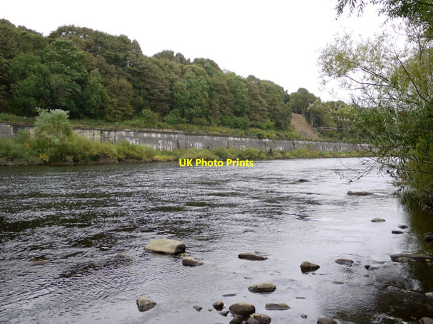 Photo 6"x4" Railway on river wall below Eltringham Prudhoe c2013