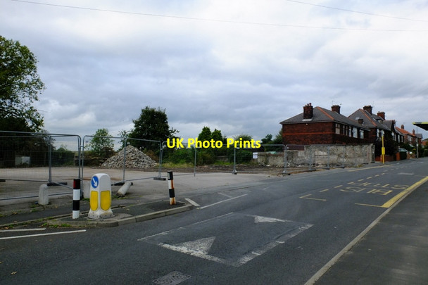 Photo 6"x4" No More Black Horse Billinge c2013