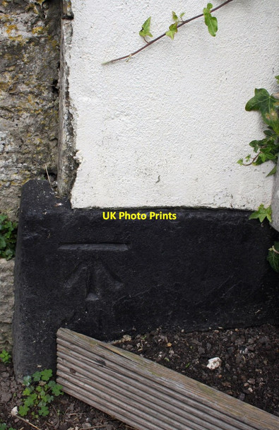 Photo 6"x4" Benchmark on #77 St Georges Road Dorchester\/SY6890 c2013