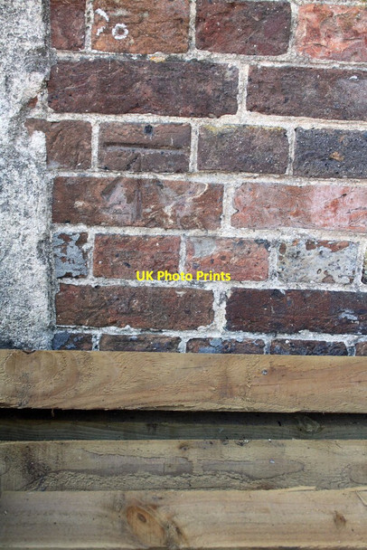 Photo 6"x4" Benchmark on building at Loud's Mill Dorchester\/SY6890 c2013