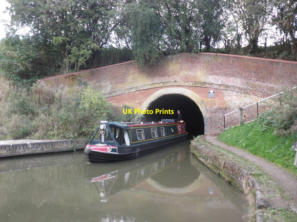 Photo 6"x4" Narrow boat emerging from Braunston Tunnel Braunston c2013