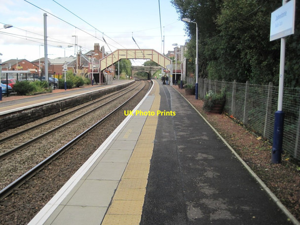 Photo 6"x4" Johnstone railway station, Renfrewshire, 2013 Johnstone\/NS4362 c2013