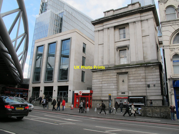 Photo 6"x4" London Bridge Post Office and new building London c2013