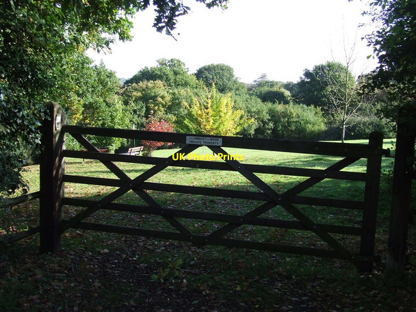 Photo 6"x4" Wooden Gate Dedham Heath c2013