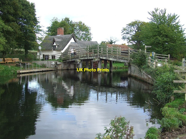 Photo 6"x4" Bridge Cottage Dedham c2013