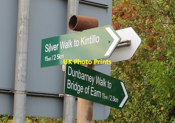 Photo 6"x4" Path signs Kintillo c2013