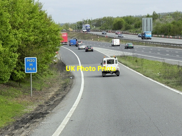 Photo 6"x4" Northbound M20, Entry Sliproad at Junction 8 Broad Street\/TQ8356 c2013