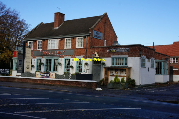 Photo 6"x4" The Railway on Thwaite Street, Cottingham Cottingham\/TA0432 c2013