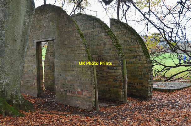 Photo 6"x4" Hut remains, Stobo Bellspool c2013
