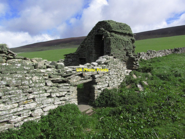 Photo 6"x4" Rousay; Ruinous kiln oven on farm at Westside Wasbister\/HY3932 c2013