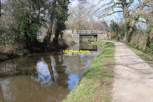 Photo 6"x4" Bridge 61, Monmouthshire and Brecon Canal Pontypool\/Pont-y-pwl c2013