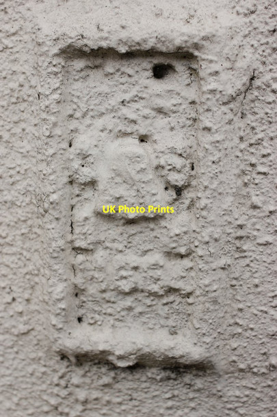 Photo 6"x4" Flush Bracket Bench Mark, Former Royal Oak Knaresborough c2013