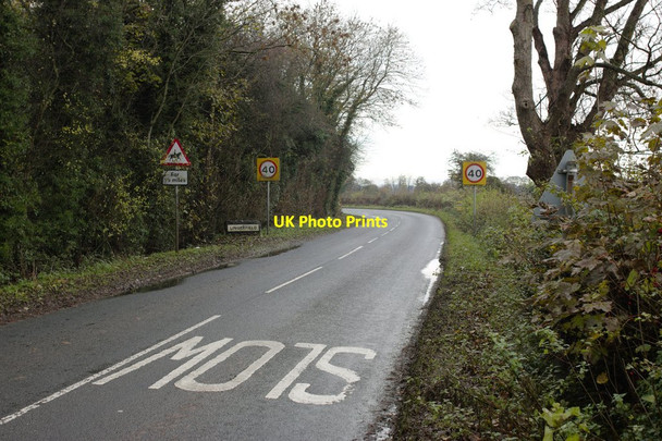 Photo 6"x4" Speed Limit Signs, Lingerfield Brearton c2013
