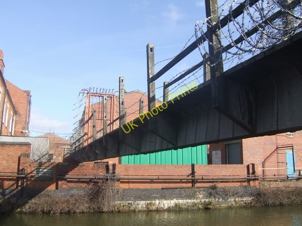 Photo 6"x4" Wednesbury Old Canal - Factory Access Bridge West Bromwich c2009
