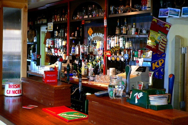 Photo 6"x4" Crolly - Leo's Tavern - Pub portion Crolly c2005