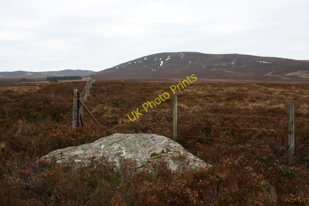 Photo 6"x4" Corner of Fence on Cairn Eney Cairn Eney c2009