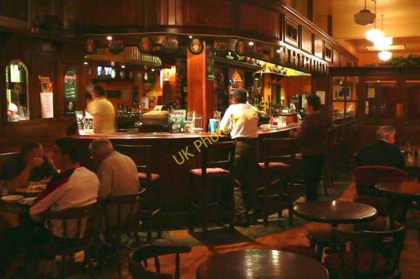 Photo 6"x4" Glashagh - Teach Jack's Hotel pub Carrick\/B8128 c2005