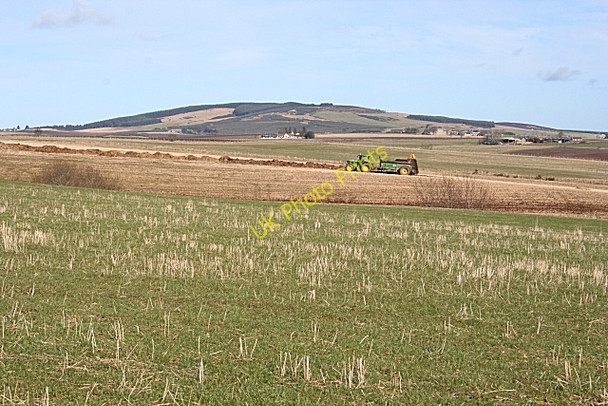 Photo 6"x4" Muck-spreading at Mains of Paithnick Davoch of Grange c2009