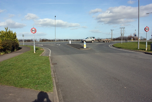 Photo 6"x4" Junction with the A1035 Beverley Bypass Beverley c2009