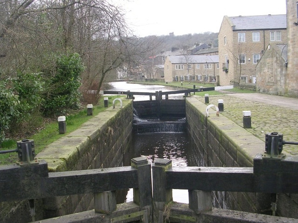Photo 6"x4" Lock 18 - Rochdale Canal - Union Street South Todmorden c2009