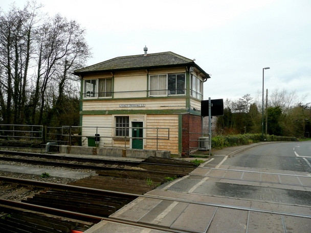 Photo 6"x4" Signal Box, Lydney Crossing Tutnalls c2009