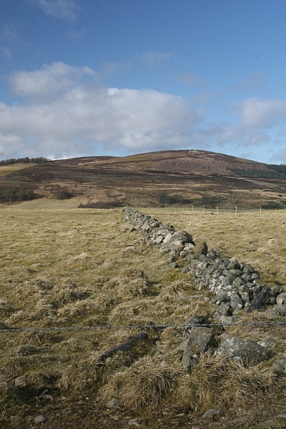Photo 6"x4" Dry stone wall, Ogil Hill Glenogil c2009