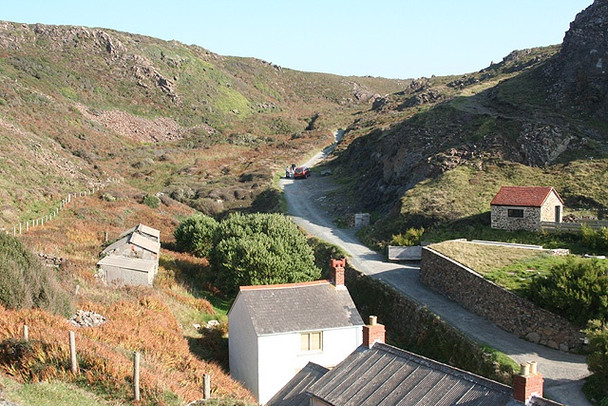 Photo 6"x4" Landewednack: valley above Kynance Cove Lizard c2008