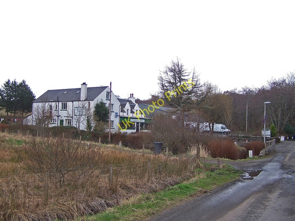 Photo 6"x4" Edinbane Hotel Blackhill\/NG3450 c2009