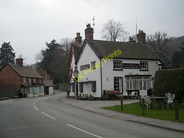 Photo 6"x4" The Yew Tree at All Stretton All Stretton c2009