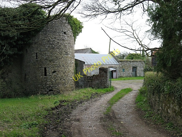 Photo 6"x4" Castle and Entrance Kilmangah c2009