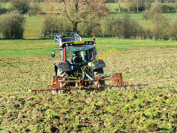 Photo 6"x4" Cultivating in progress, near Park View Farm, Callow Hill Lydiard Plain c2009